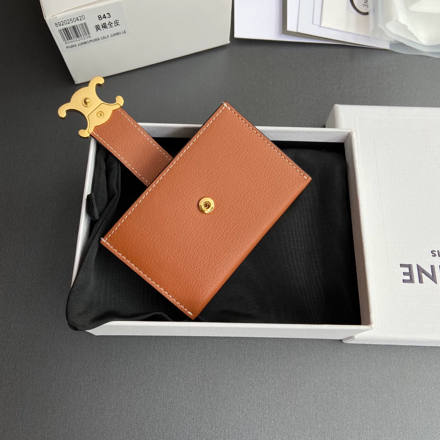 [Extra-grade pure steel hardware original leather] ¥660 ACCORDEON soft grained cow leather card holder/new style cow leather, gold-colored decoration, TRIOMPHE metal texture snap button opening and closing, 3 card slots No.: 10N843GHH.38NO 842 843 Tan full leather Size: w11×h7×d2.5cm