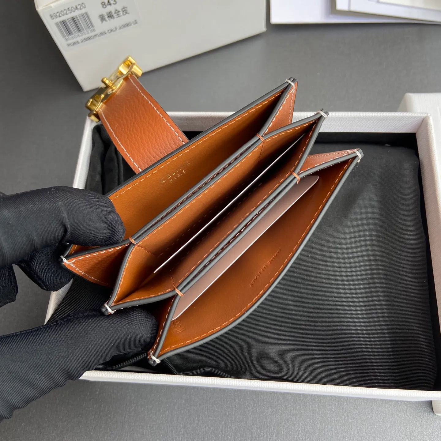 [Extra-grade pure steel hardware original leather] ¥660 ACCORDEON soft grained cow leather card holder/new style cow leather, gold-colored decoration, TRIOMPHE metal texture snap button opening and closing, 3 card slots No.: 10N843GHH.38NO 842 843 Tan full leather Size: w11×h7×d2.5cm