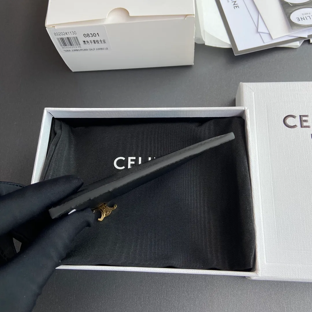 [Extra-grade pure steel hardware original leather] ¥500 Palm print cow leather zipper card holder/2024 Xiaosai cow leather Cow leather lining Gold finish TRIOMPHE functional pendant 1 zipper compartment 3 credit card slots 1 outer flat pocket Number: 10M083FRJ.38NO 083 08301 Black palm print full leather Size: w11×7.5cm
