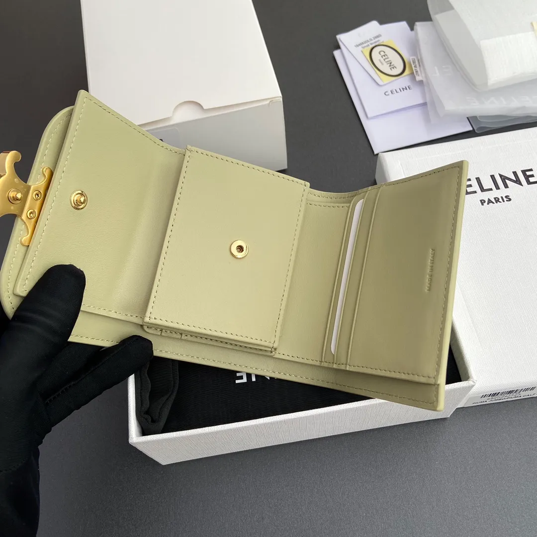 [Special grade pure steel hardware original leather] ¥700 TRIOMPHE bright cow leather wallet/2024 Xiaosai 5 card slots 1 folding coin bag with snap button 1 flat pocket 1 banknote bag No.: 10D782CQH.04LU783 783 almond green full leather Size: w10.5×9×3cm.