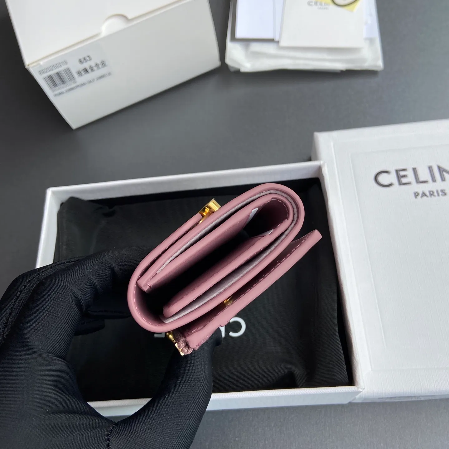 [Extra-grade pure steel hardware original leather] ¥680 TRIOMPHE glossy leather short wallet/4 card slots 2 patch pockets 1 cash compartment 1 detachable zipper card holder with snaps No.: 10l653DS3.04LU652 653 Rose gold full leather Size: w9.5×h7.5×3cm