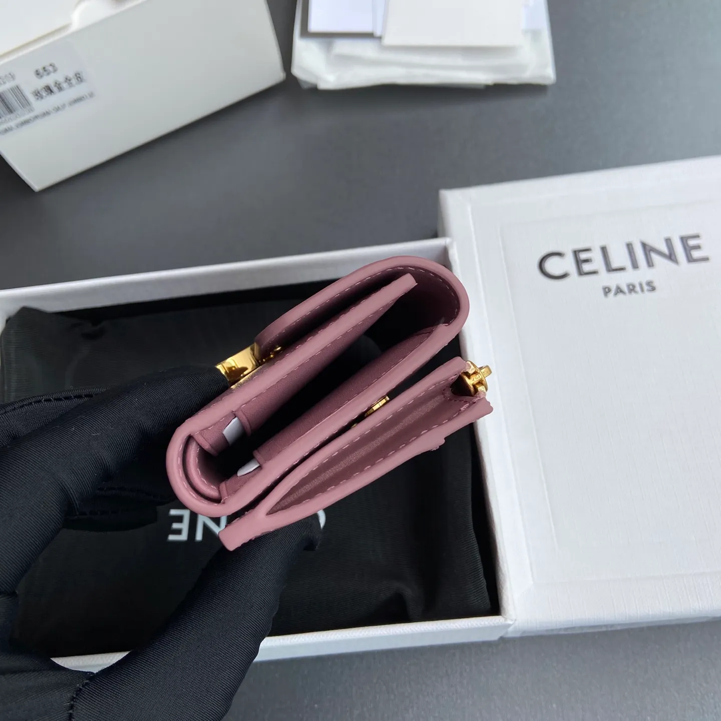 [Extra-grade pure steel hardware original leather] ¥680 TRIOMPHE glossy leather short wallet/4 card slots 2 patch pockets 1 cash compartment 1 detachable zipper card holder with snaps No.: 10l653DS3.04LU652 653 Rose gold full leather Size: w9.5×h7.5×3cm