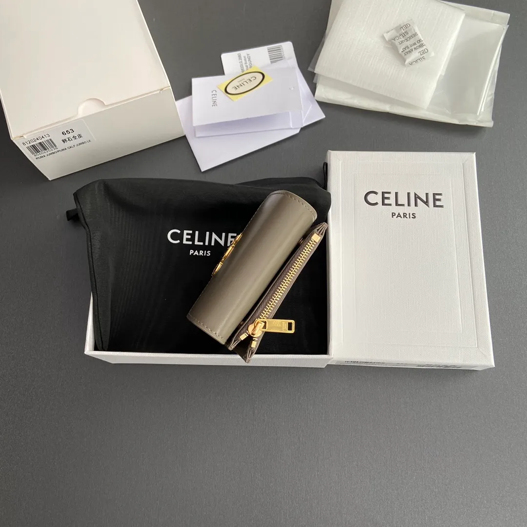 [Extra-grade pure steel hardware original leather] ¥680 TRIOMPHE glossy leather short wallet/2024 Xiaosai 4 card slots 2 patch pockets 1 cash compartment 1 detachable zipper card holder with snaps No.: 10l653DS3.04LU652 653 pebble full leather Size: w9.5×h7.5×3cm