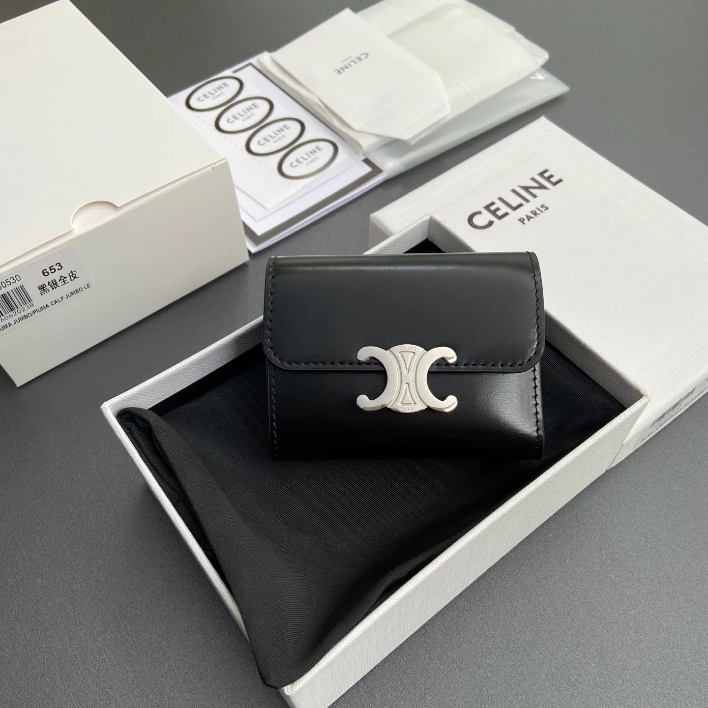 [Extra-grade pure steel hardware original leather] ¥680 TRIOMPHE glossy leather short wallet 4 card slots 2 patch pockets 1 cash compartment 1 detachable zipper card holder with snaps No.: 10l653DS3.04LU652 653 Black and silver full leather Size: w9.5×h7.5×3cm