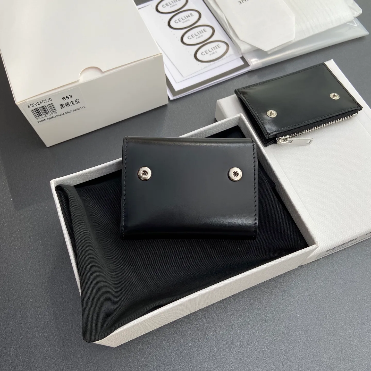 [Extra-grade pure steel hardware original leather] ¥680 TRIOMPHE glossy leather short wallet 4 card slots 2 patch pockets 1 cash compartment 1 detachable zipper card holder with snaps No.: 10l653DS3.04LU652 653 Black and silver full leather Size: w9.5×h7.5×3cm