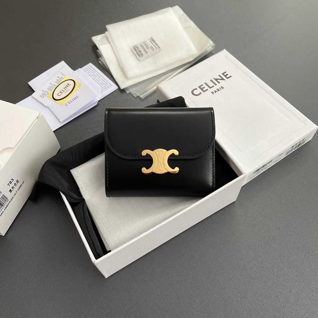 [Extra-grade pure steel hardware original leather] ¥700 TRIOMPHE glossy cow leather wallet/2024 Xiaosai 5 card slots 1 folding coin bag with snap buckle 1 flat pocket 1 banknote bag No.: 10D782CQH.04LU783 783 black full leather Size: w10.5×9×3cm.