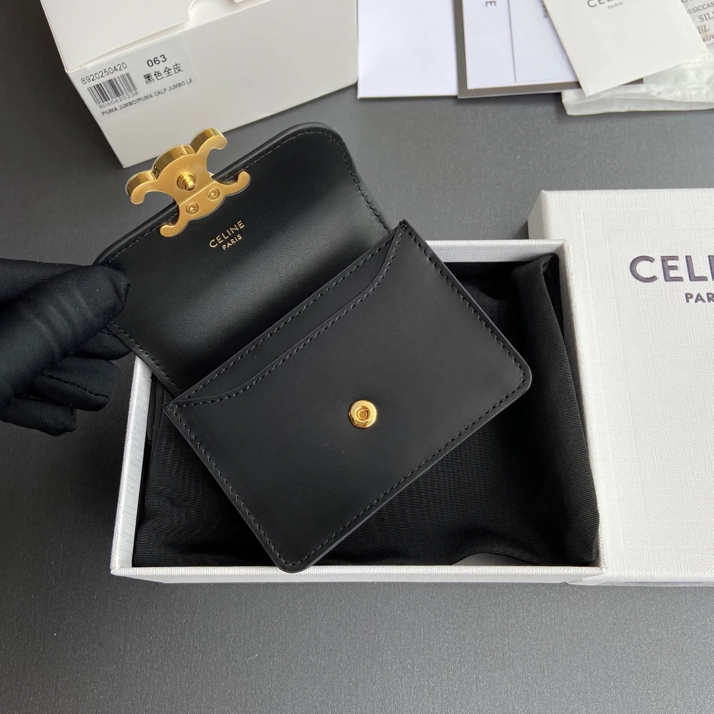 [Extra-grade pure steel hardware original leather] ¥660 TRIOMPHE glossy cow leather business card bag/new model cow leather lining: cow leather/fabric gold finish TRIOMPHE metal snap closure 2 gusseted compartments 1 flat pocket 3 card slots No.: 10N 063 FOZ.24VR 062 063 Black full leather Size: w10.5×h8.5×d3cm
