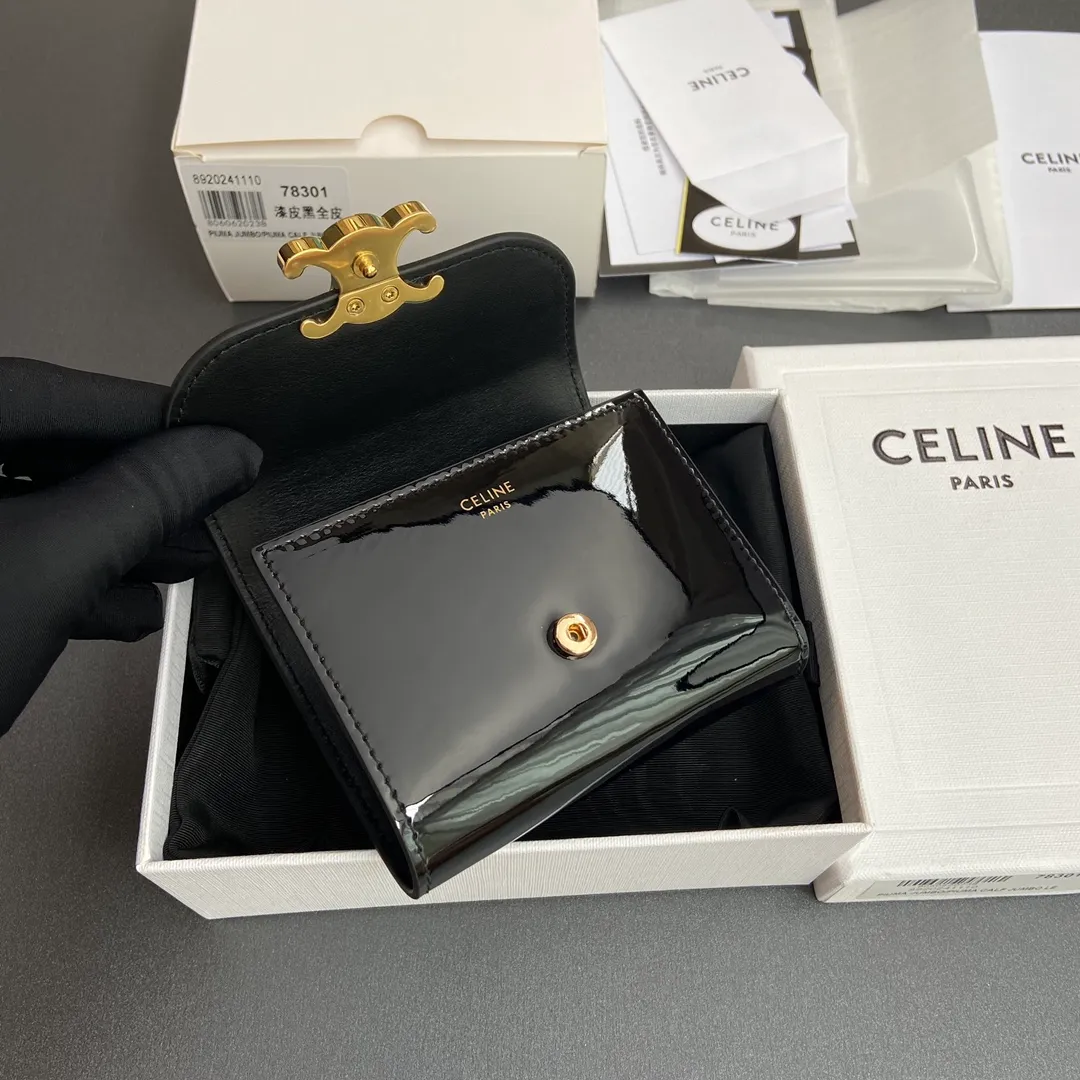 [Special grade pure steel hardware original leather] ¥720 TRIOMPHE patent leather shiny cow leather wallet/2024 Xiaosai 5 card slots 1 folding coin bag with snap button 1 flat pocket 1 banknote bag No.: 10D782CQH.04LU783 78301 Black patent leather Dimensions: w10.5×9×3cm.