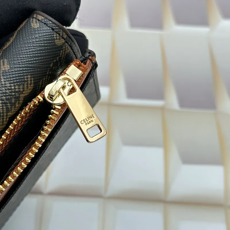 All categories Celine Wallet (Celine) Celine 16332