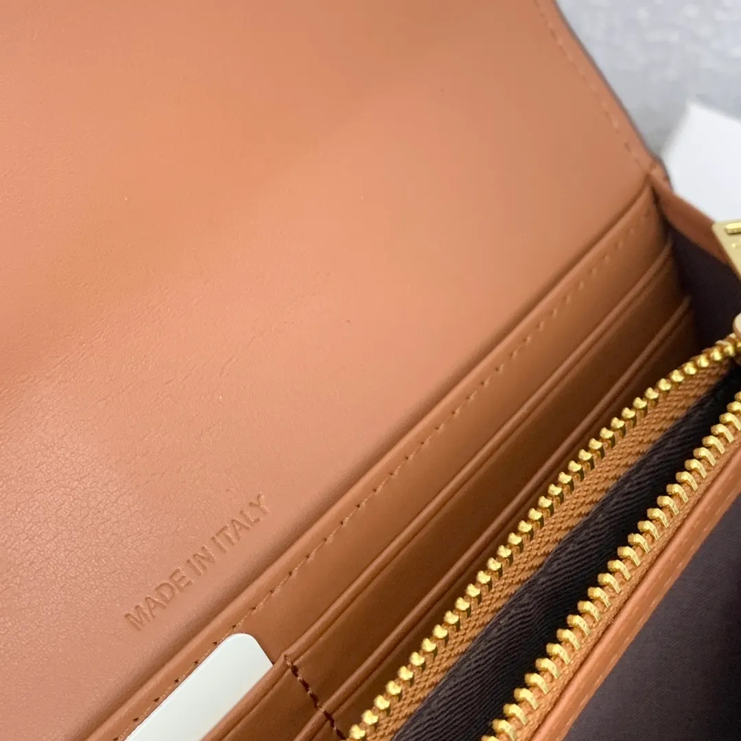 All categories Celine Wallet (Celine) Celine 10033