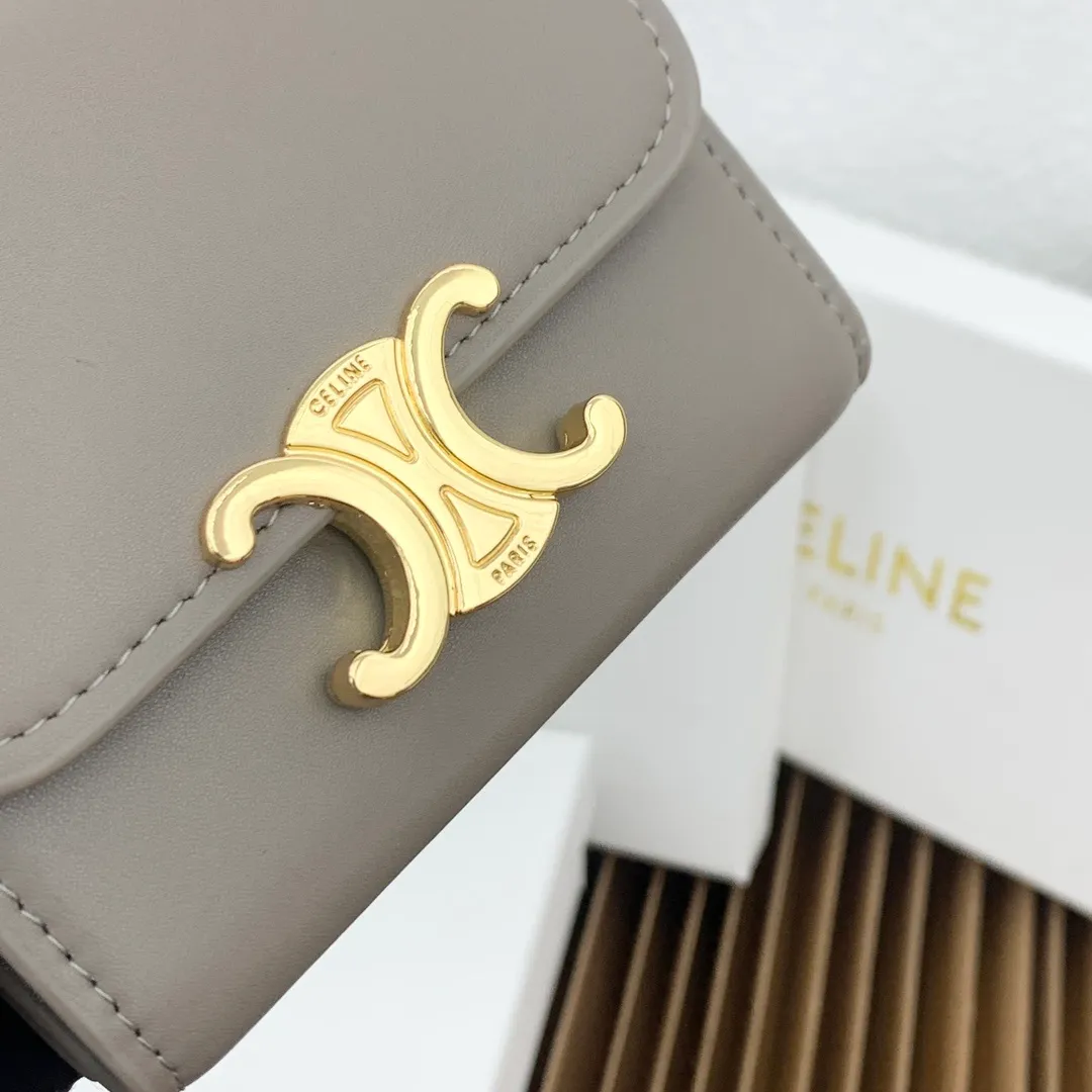 All categories Celine Wallet (Celine) Celine 16332