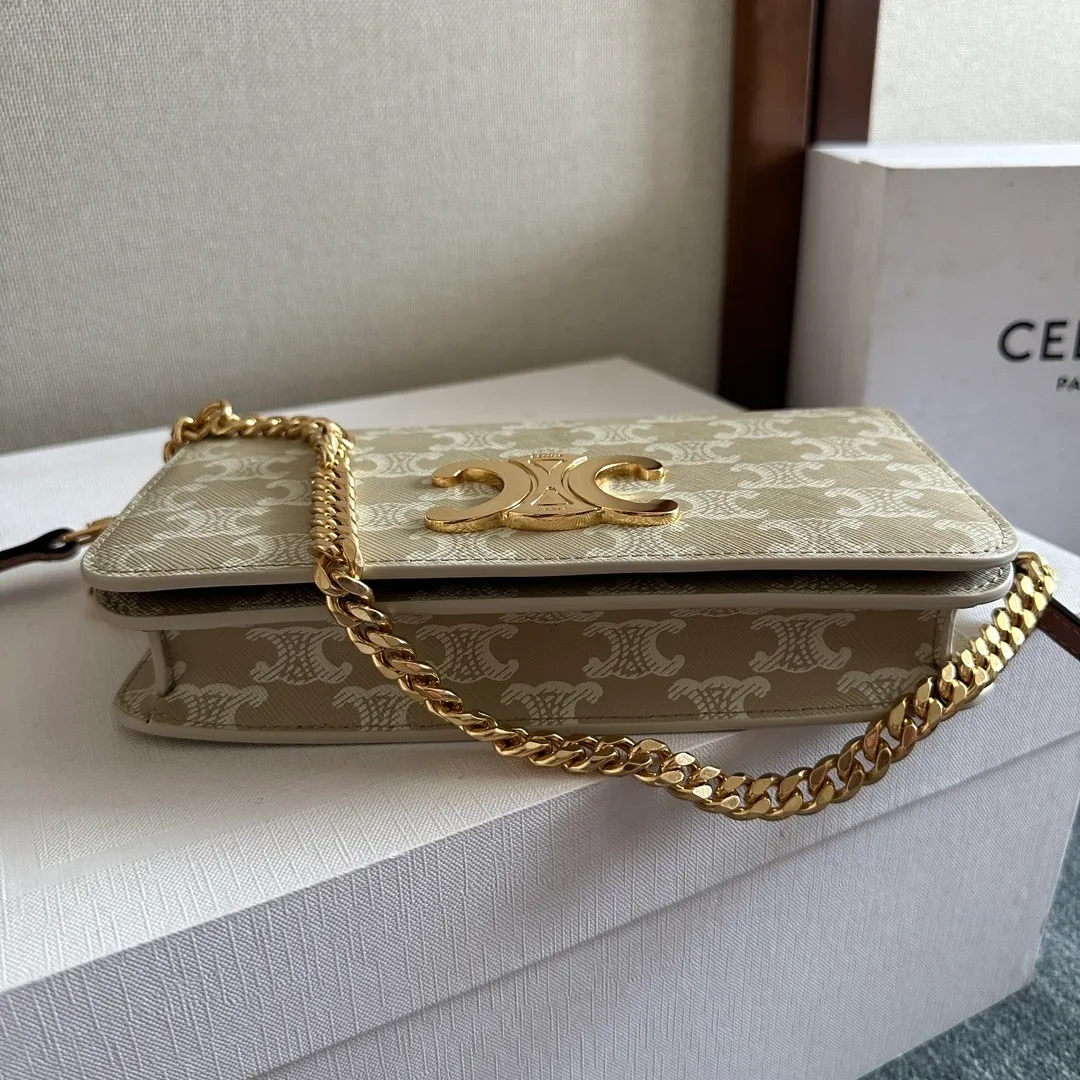 All categories Celine women's bags (Celine) Celine original single 110972 presbyopia