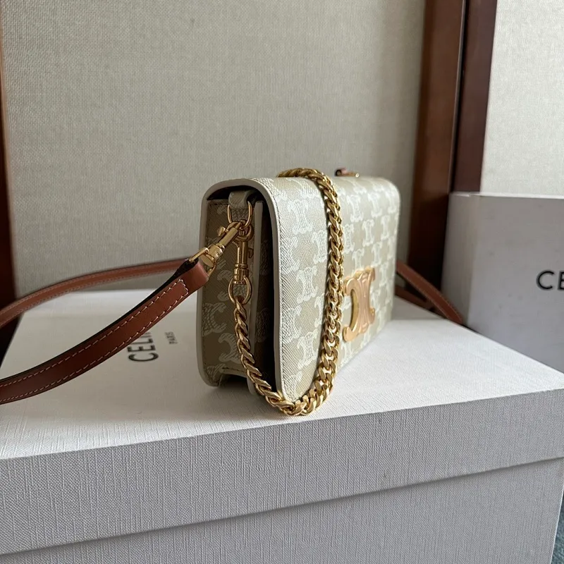 All categories Celine women's bags (Celine) Celine original single 110972 presbyopia