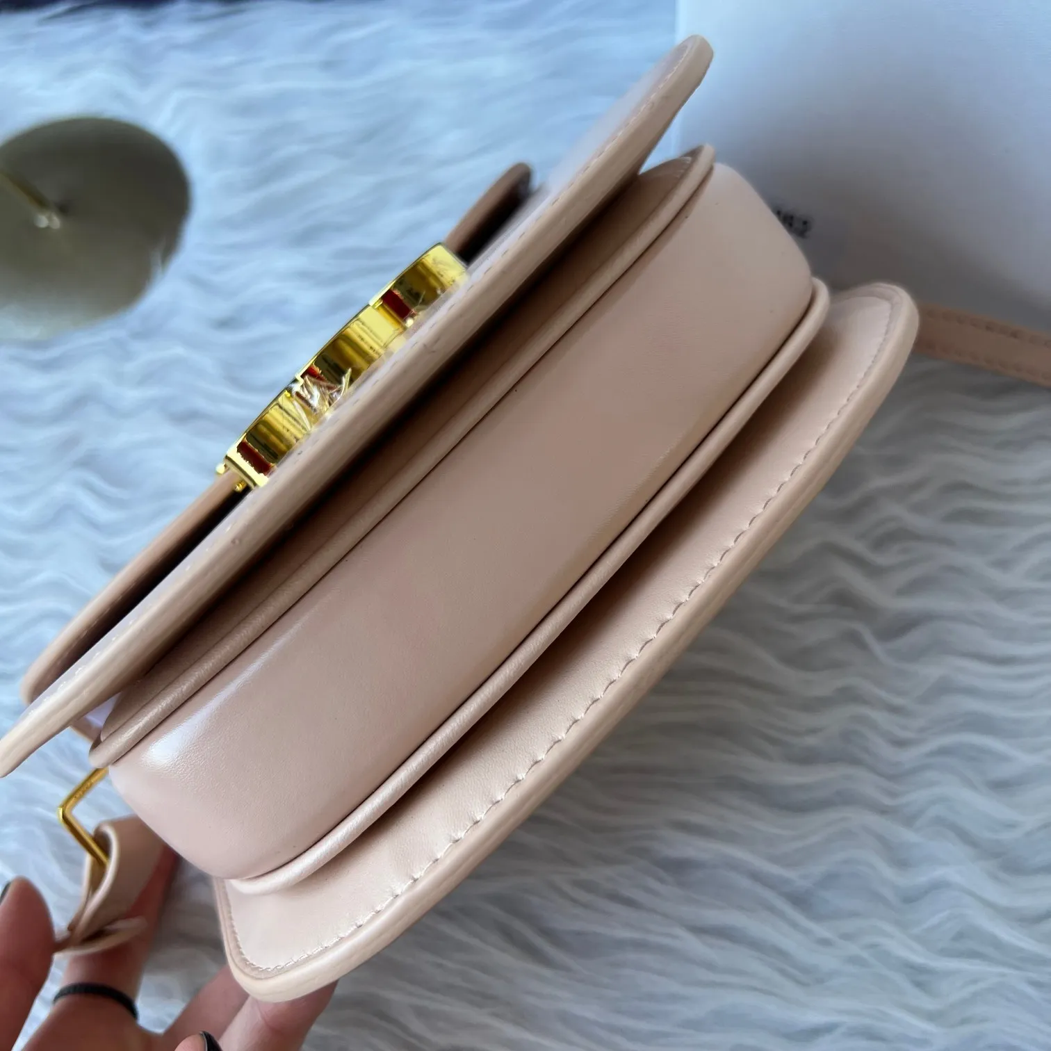 All Categories Official Website "Brand Women's Bags" Women's Bags 💙 Celine 2024 New Celine Crossbody Bag