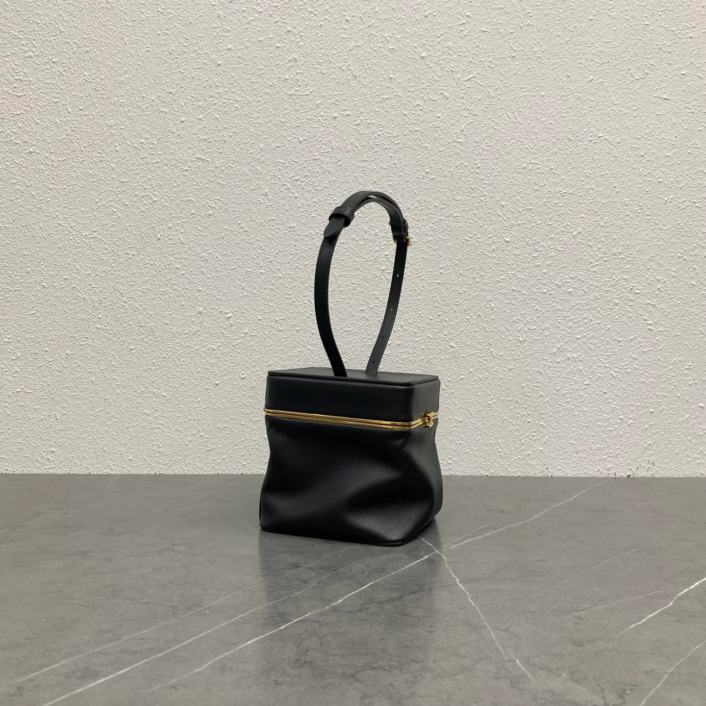 All Categories Official Website "Brand Women's Bags" Women's Bags 💙 Celine 2026 Official Website CelineTRIOMPHE FRAME Box Bag