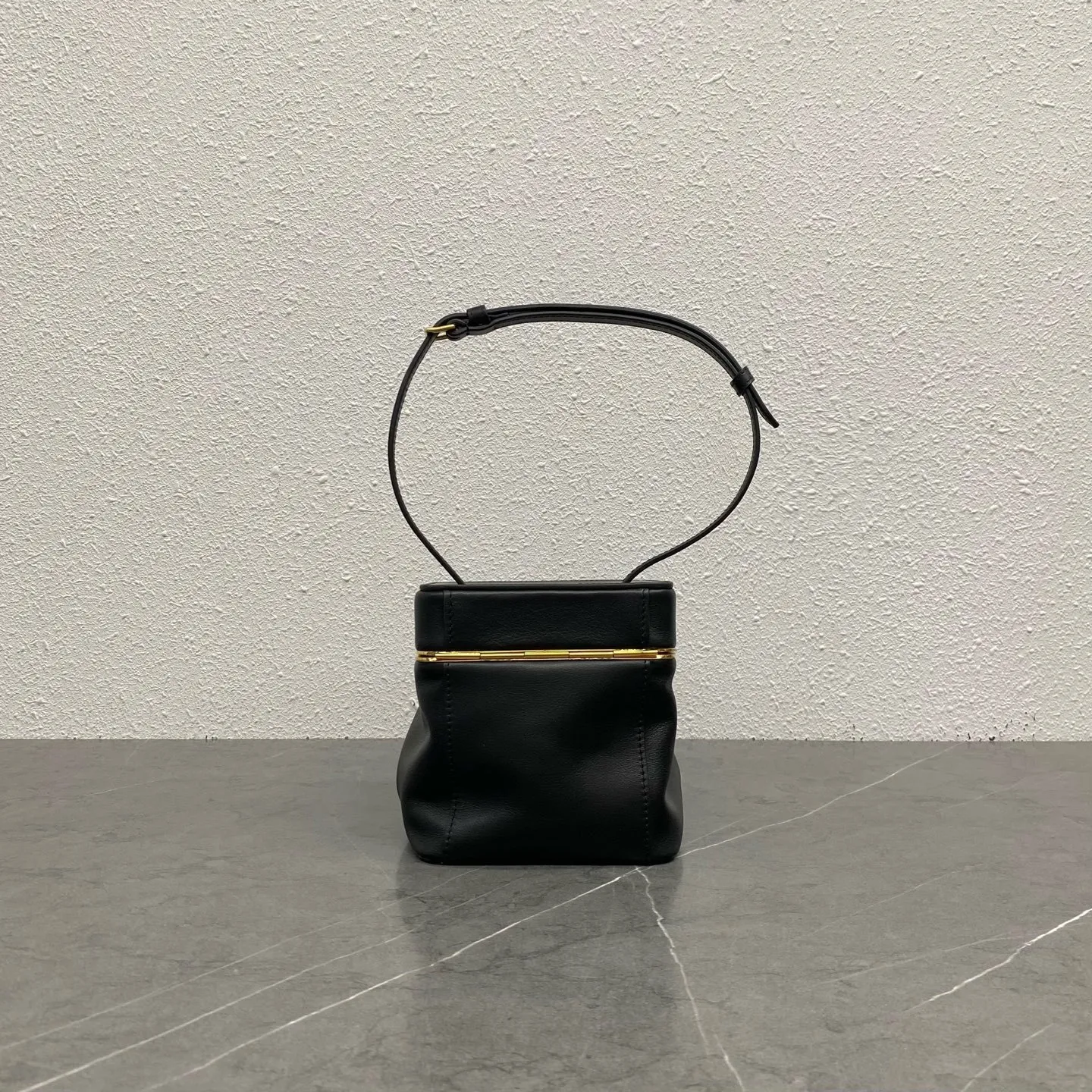 All Categories Official Website "Brand Women's Bags" Women's Bags 💙 Celine 2026 Official Website CelineTRIOMPHE FRAME Box Bag