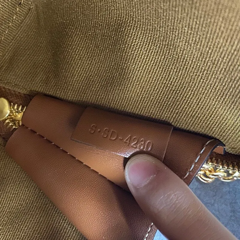 All Categories Official Website "Brand Women's Bags" Women's Bags 💙 Celine 2025 New Celine Crossbody Bag