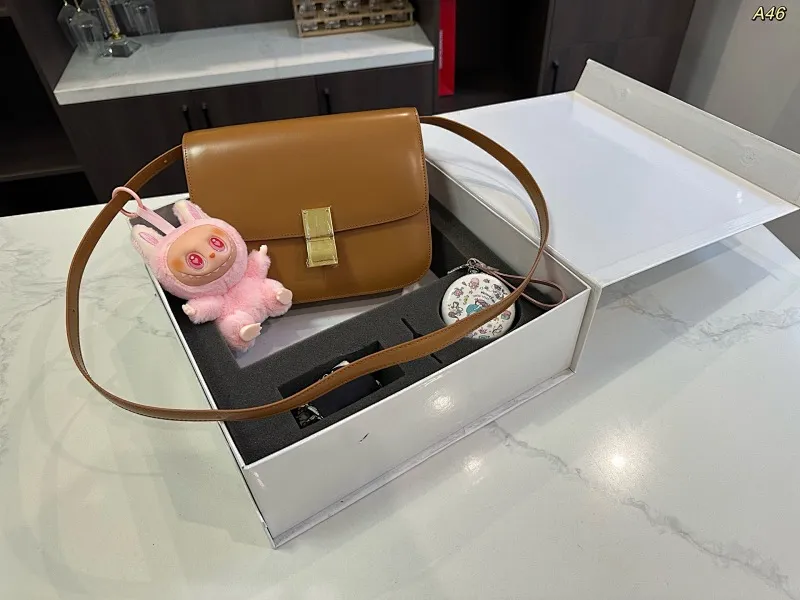 All Categories Official Website "Brand Women's Bags" Women's Bags 💙 Celine 2025 New Celine Crossbody Bag