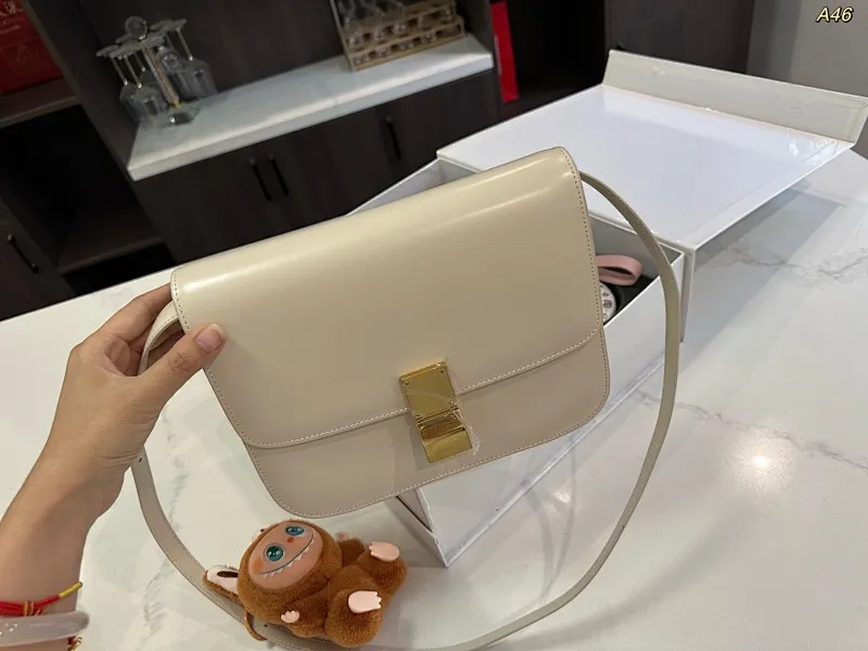 All Categories Official Website "Brand Women's Bags" Women's Bags 💙 Celine 2025 New Celine Crossbody Bag