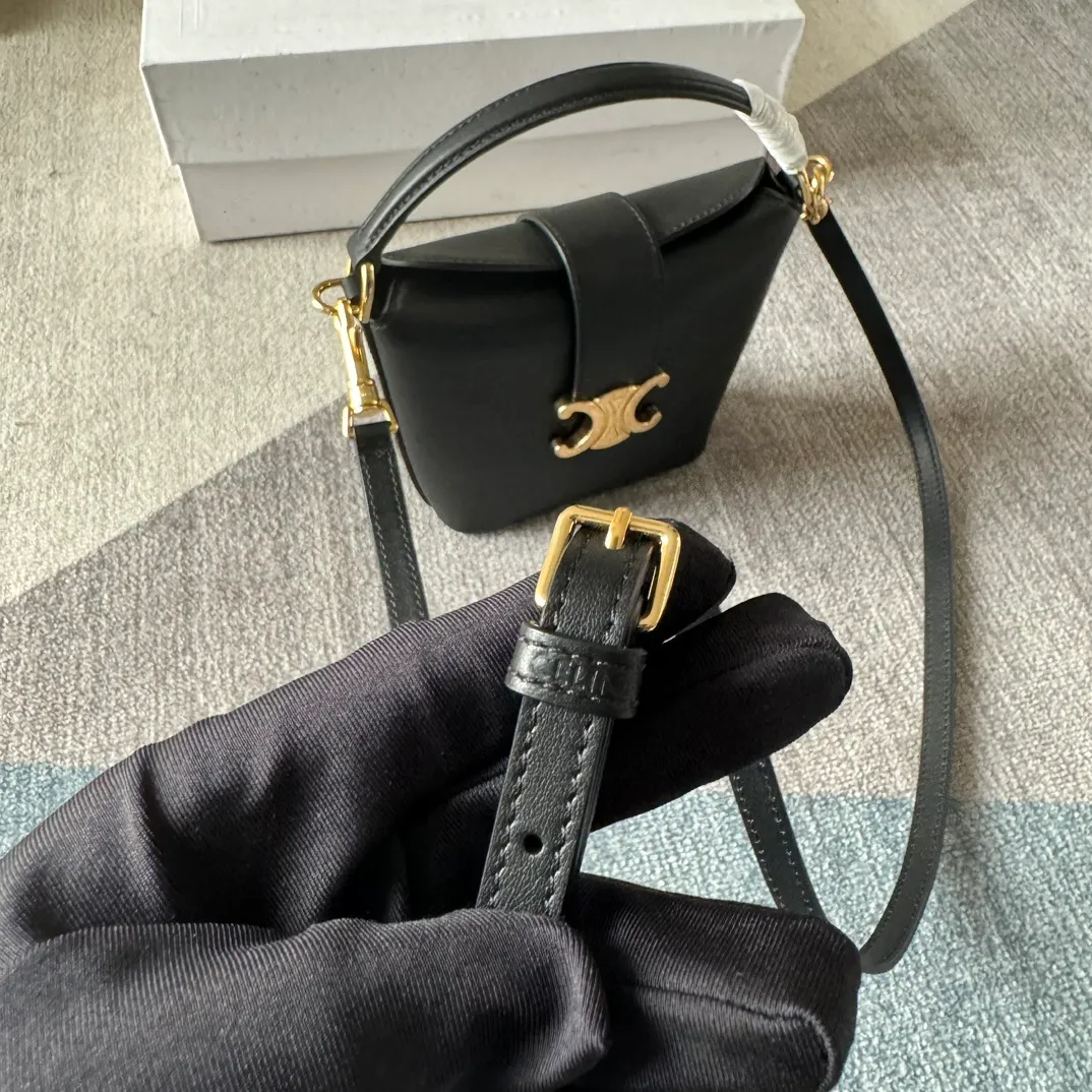 All Categories Official Website "Brand Women's Bags" Women's Bags 💙 Celine 2025 New Celine Crossbody Bag