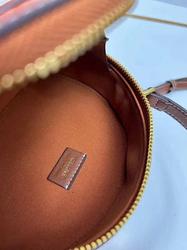 All Categories Official Website "Brand Women's Bags" Women's Bags 💙 Celine 2025 New Celine Crossbody Bag