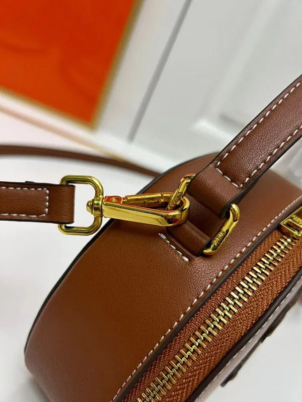 All Categories Official Website "Brand Women's Bags" Women's Bags 💙 Celine 2025 New Celine Crossbody Bag