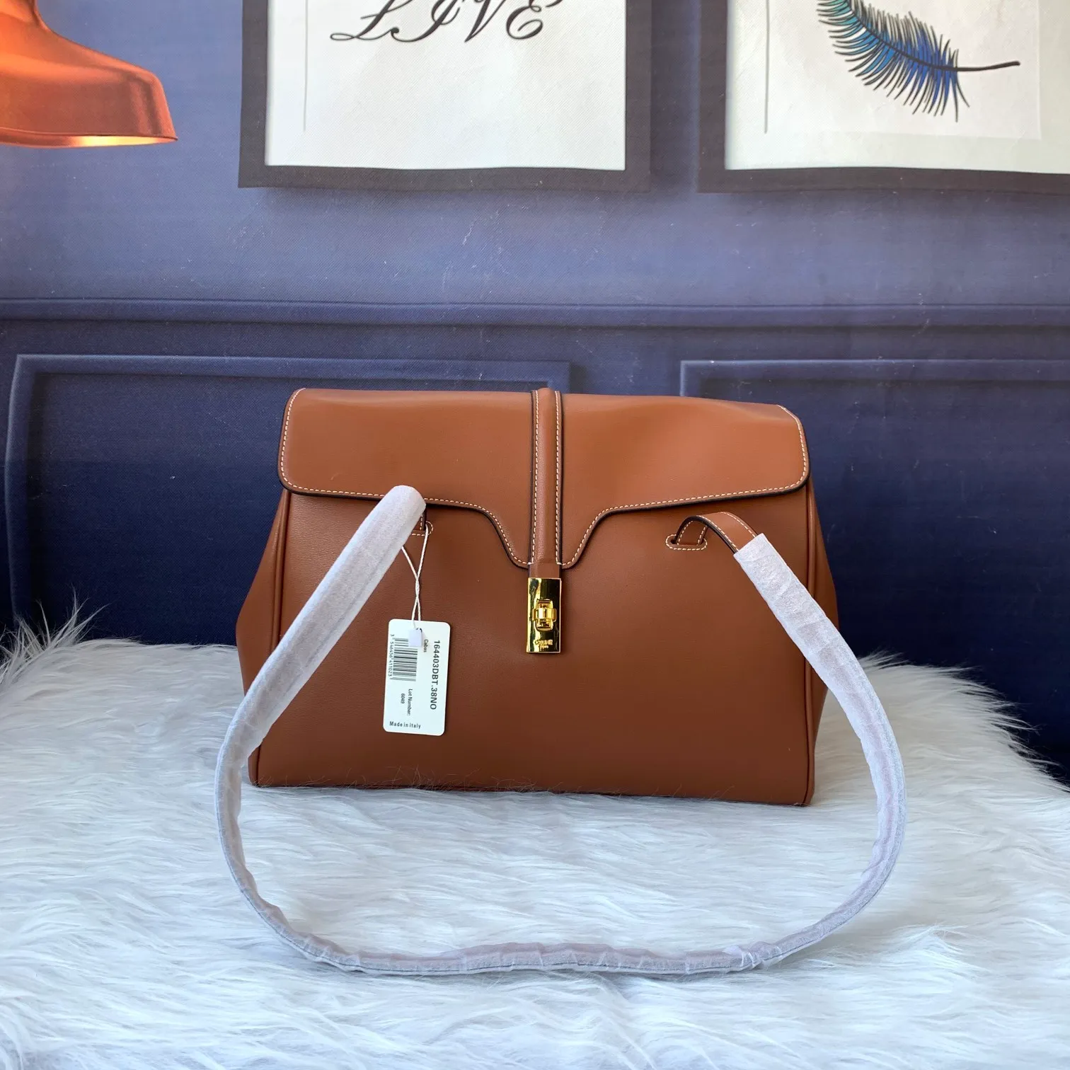 All Categories Official Website "Brand Women's Bags" Women's Bags 💙 Celine 2024 New Celine Crossbody Bag