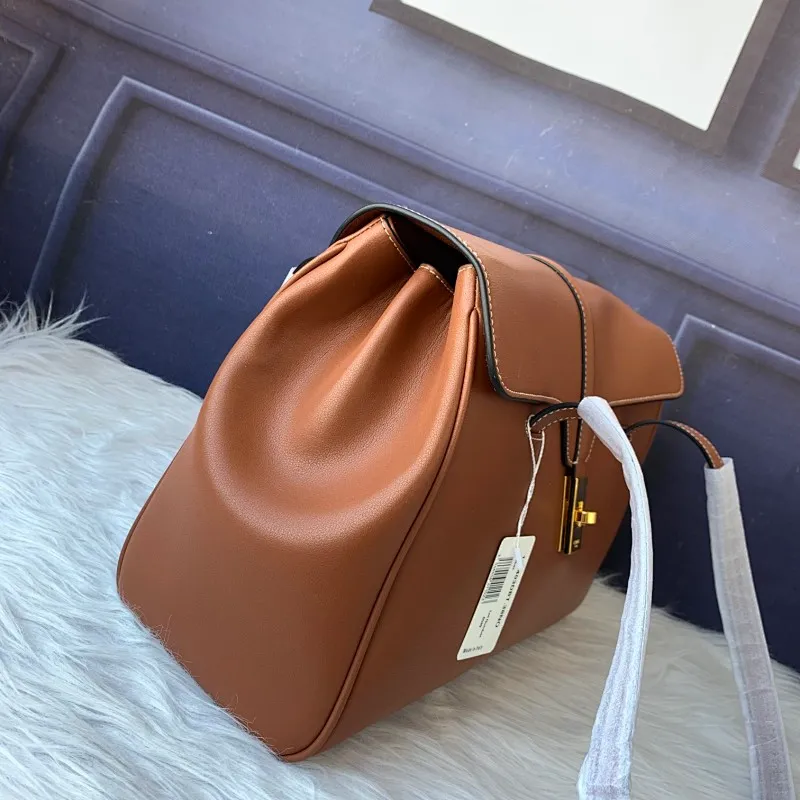 All Categories Official Website "Brand Women's Bags" Women's Bags 💙 Celine 2024 New Celine Crossbody Bag