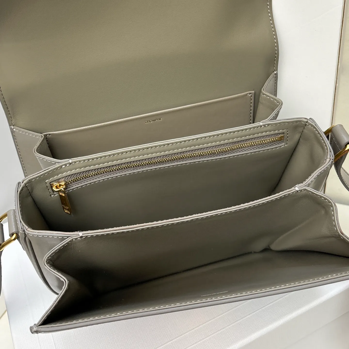 All Categories Official Website "Brand Women's Bags" Women's Bags 💙 Celine 2026 New Celine Crossbody Bag