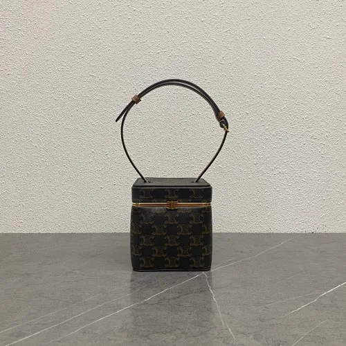 All Categories Official Website "Brand Women's Bags" Women's Bags 💙 Celine 2026 Official Website Celine New Product Launch TRIOMPHE FRAME Box Bag