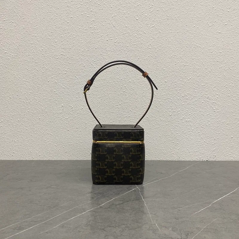 All Categories Official Website "Brand Women's Bags" Women's Bags 💙 Celine 2026 Official Website Celine New Product Launch TRIOMPHE FRAME Box Bag