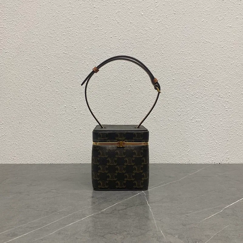 All Categories Official Website "Brand Women's Bags" Women's Bags 💙 Celine 2026 Official Website Celine New Product Launch TRIOMPHE FRAME Box Bag
