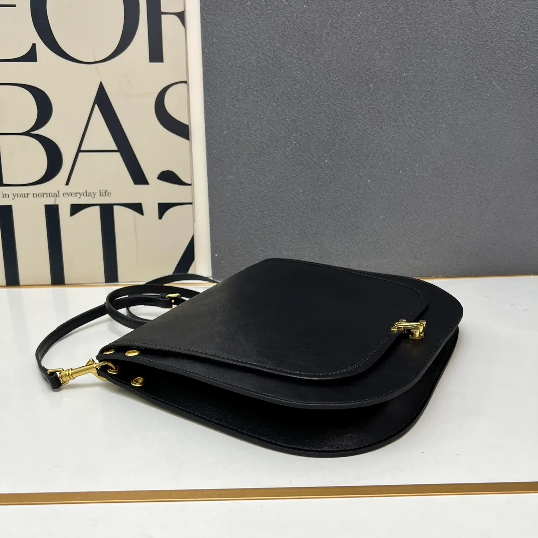 All Categories Official Website "Brand Women's Bags" Women's Bags 💙 Celine 2026 New Celine HALF MOON Half-Moon Crescent Bag