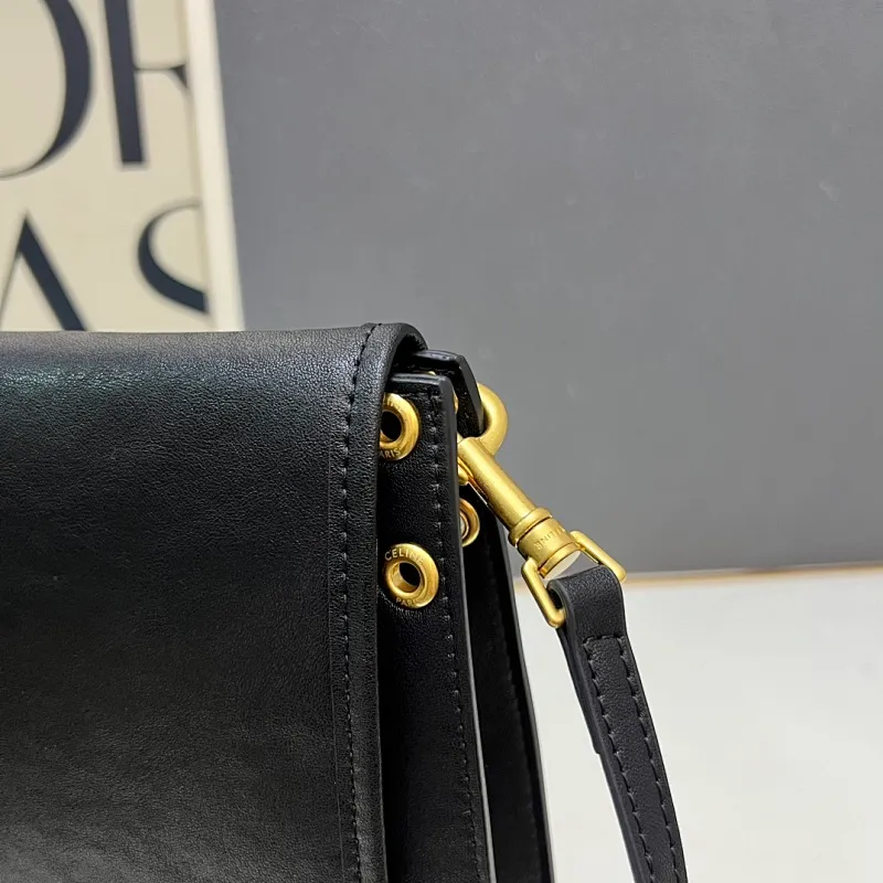 All Categories Official Website "Brand Women's Bags" Women's Bags 💙 Celine 2026 New Celine HALF MOON Half-Moon Crescent Bag