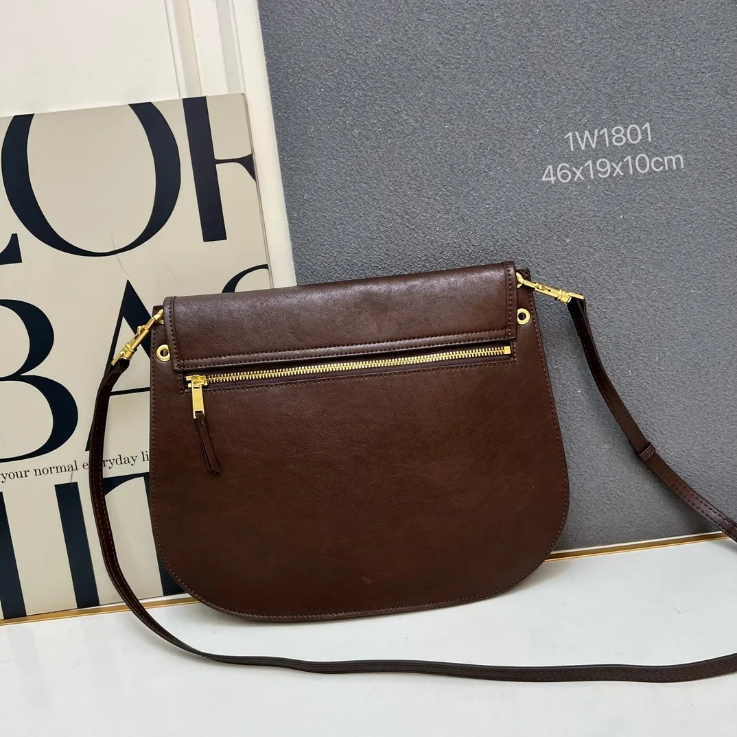 All Categories Official Website "Brand Women's Bags" Women's Bags 💙 Celine 2026 New Celine HALF MOON Half-Moon Crescent Bag
