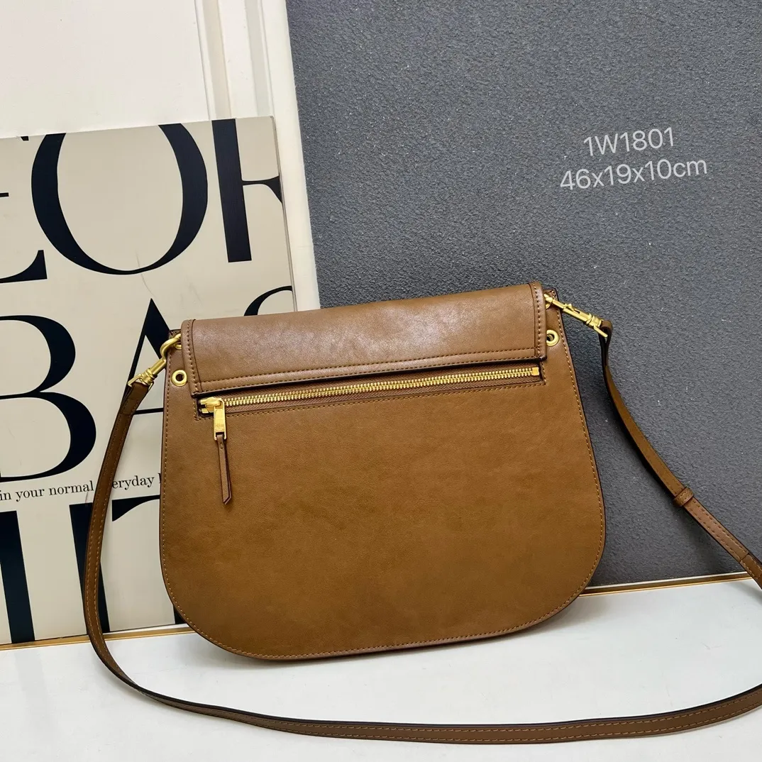 All Categories Official Website "Brand Women's Bags" Women's Bags 💙 Celine 2026 New Celine HALF MOON Half-Moon Crescent Bag