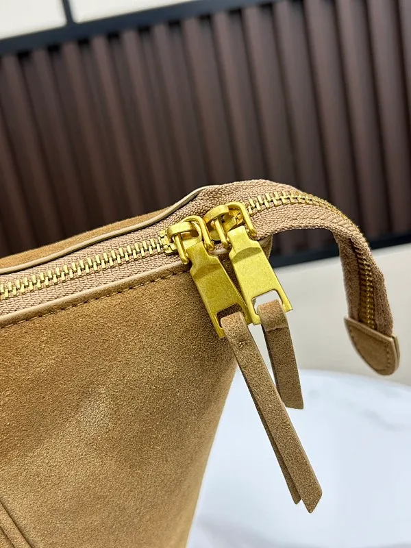 All Categories Celine Women's Bags (Celine) Celine 2026 Large Size