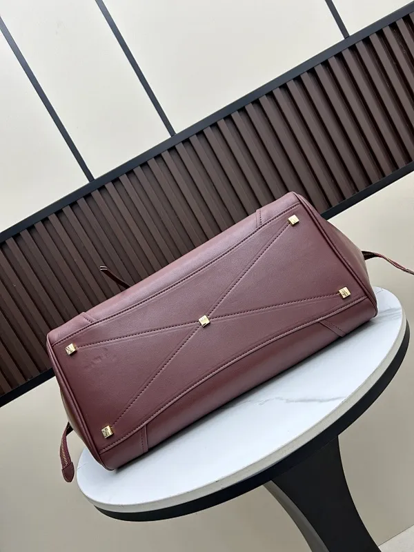All Categories Celine Women's Bags (Celine) Celine 2026 Large Size
