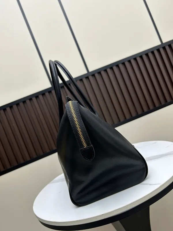 All Categories Celine Women's Bags (Celine) Celine 2026 Large Size
