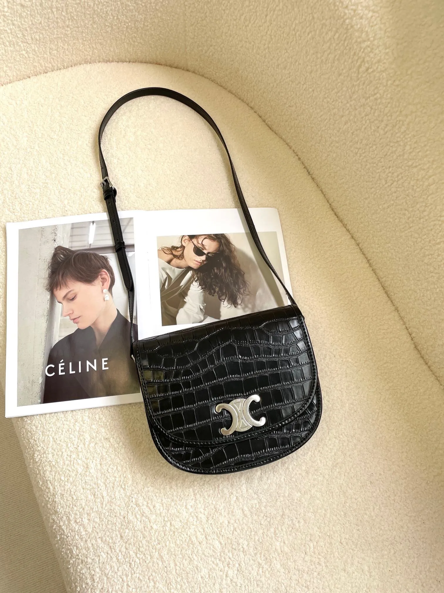 All Categories Official Website "Brand Women's Bags" Women's Bags 💙 Celine 2024 Official Website New Celine Crossbody Bag