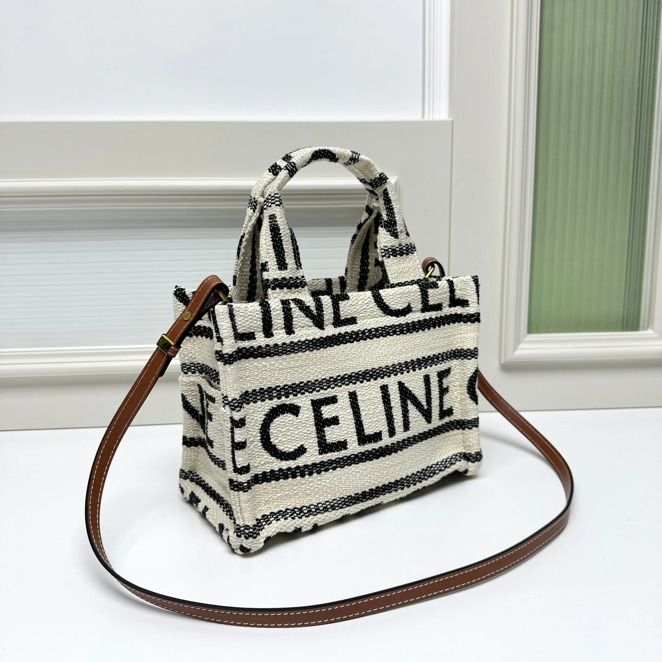 All Categories Official Website "Brand Women's Bags" Women's Bags 💙 Celine 2026 New Celine Crossbody Bag