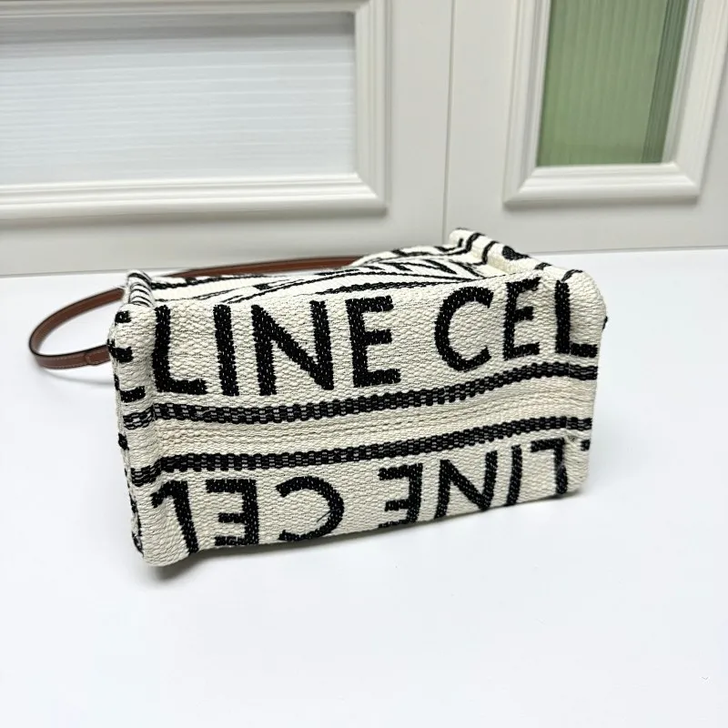 All Categories Official Website "Brand Women's Bags" Women's Bags 💙 Celine 2026 New Celine Crossbody Bag