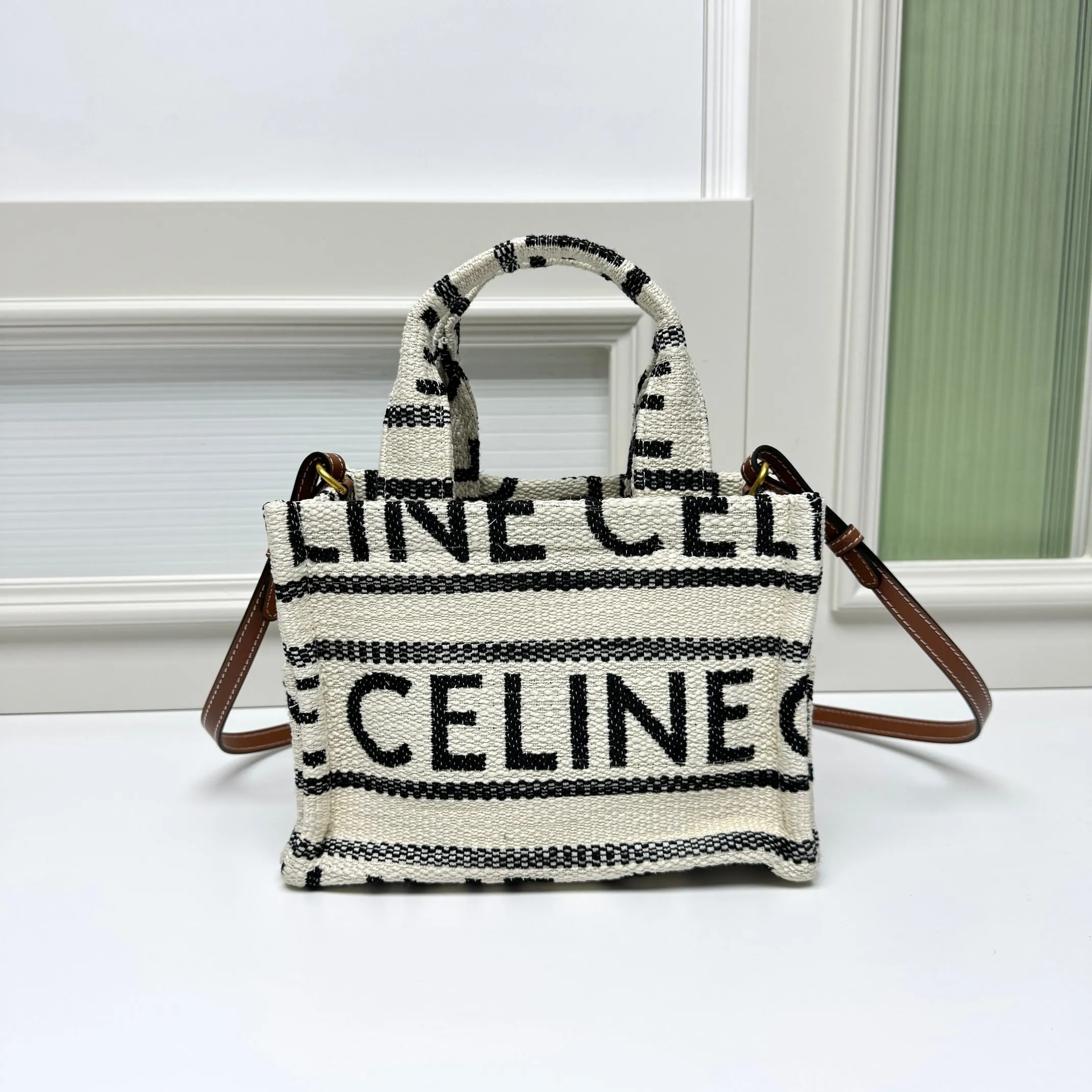 All Categories Official Website "Brand Women's Bags" Women's Bags 💙 Celine 2026 New Celine Crossbody Bag