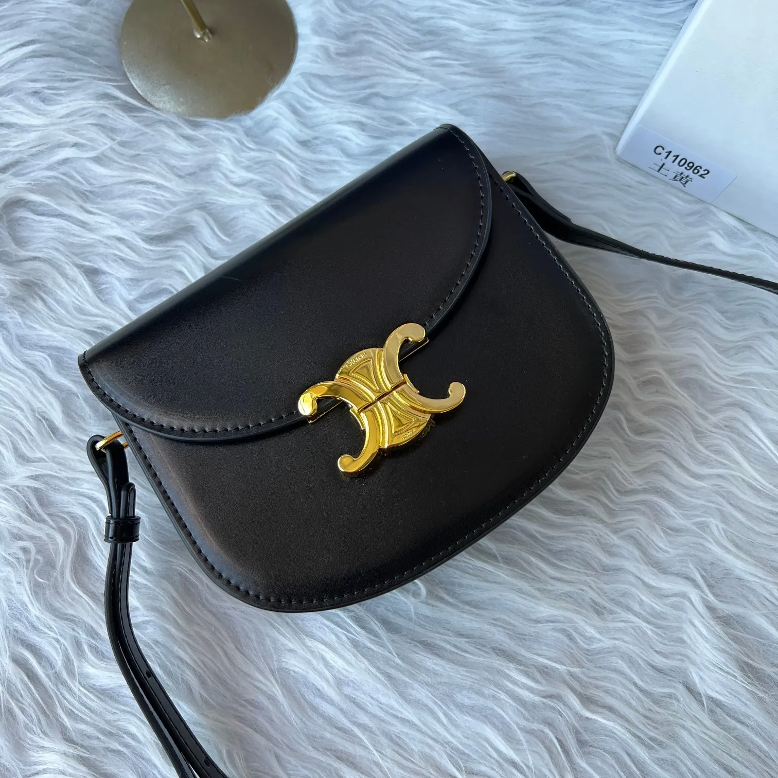 All Categories Official Website "Brand Women's Bags" Women's Bags 💙 Celine 2024 New Celine Crossbody Bag