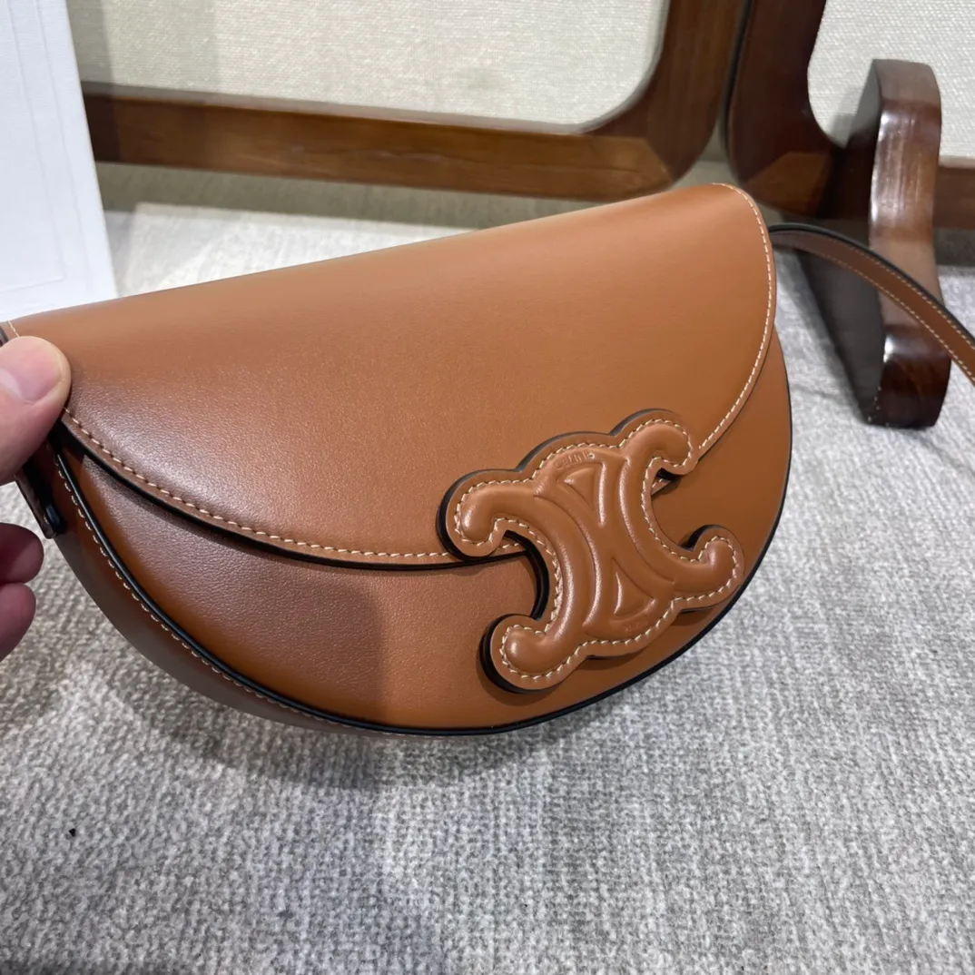 All Categories Official Website "Brand Women's Bags" Women's Bags 💙 Celine 2025 New Celine Crossbody Bag