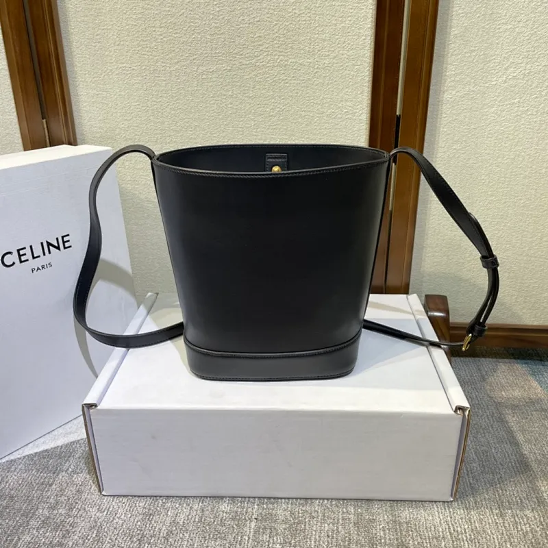 All Categories Official Website "Brand Women's Bags" Women's Bags 💙 Celine 2025 New Celine Crossbody Bag