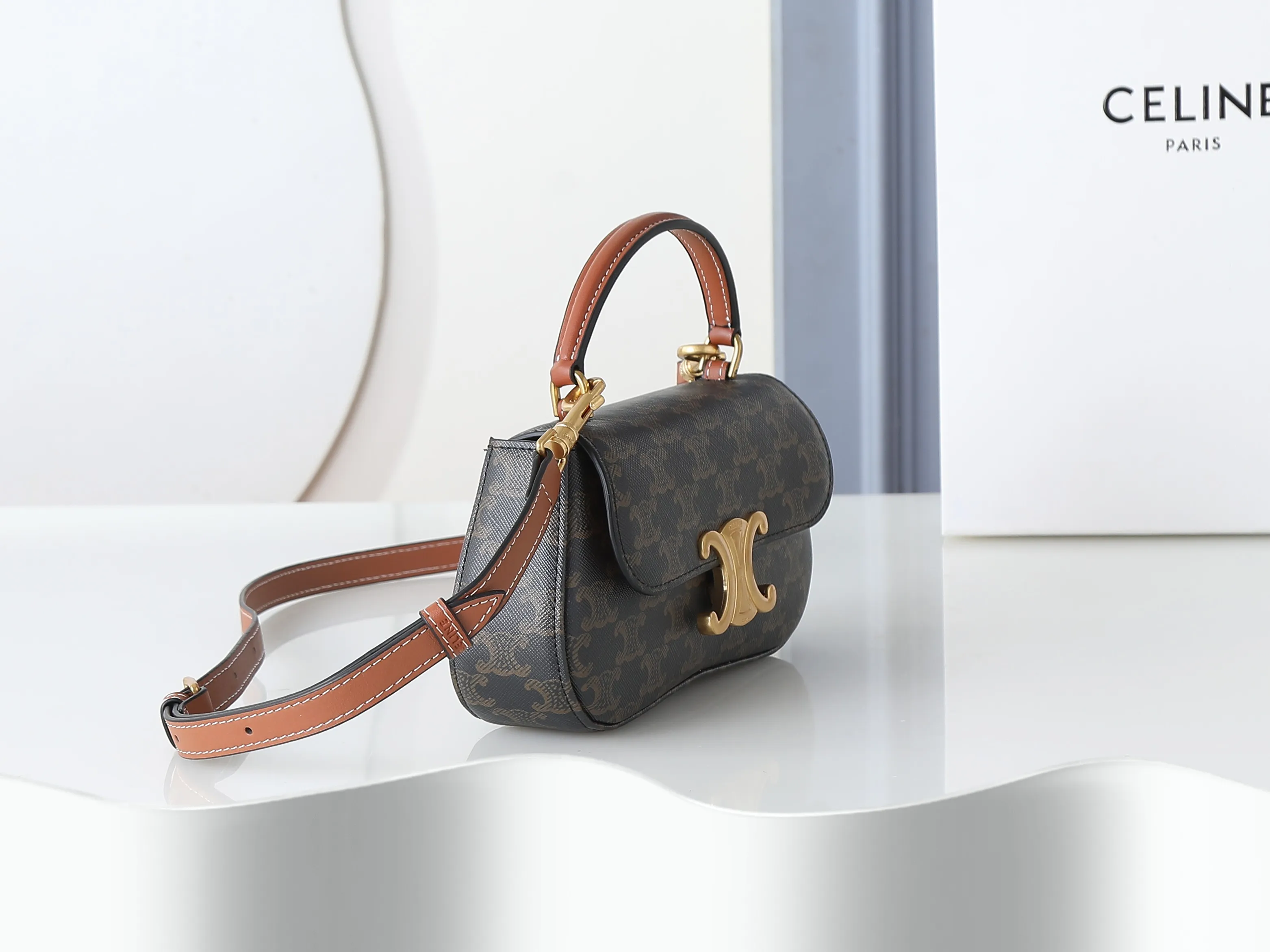 All Categories Official Website "Brand Women's Bags" Women's Bags 💙 Celine Celine 2026 new crossbody shoulder bag