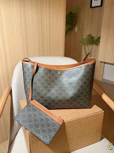 All Categories Official Website "Brand Women's Bags" Women's Bags 💙 Celine 2025 New Celine Crossbody Bag