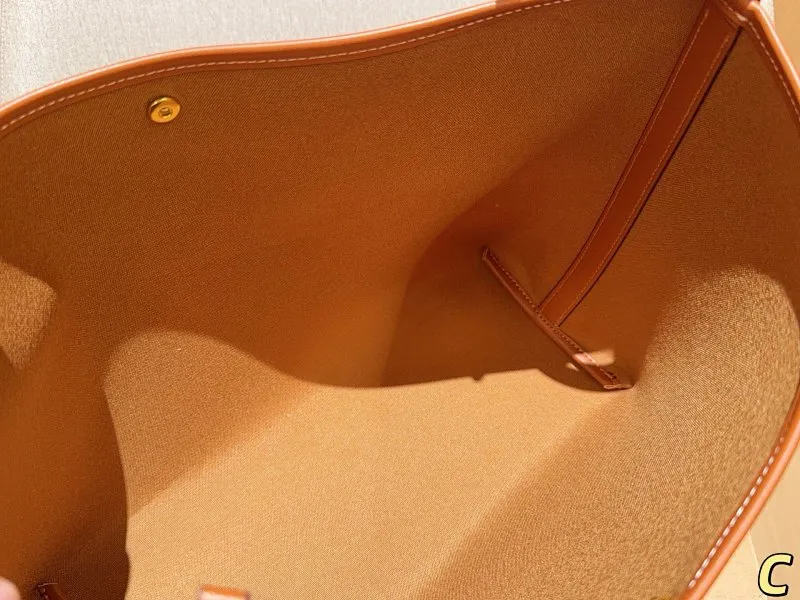 All Categories Official Website "Brand Women's Bags" Women's Bags 💙 Celine 2025 New Celine Crossbody Bag