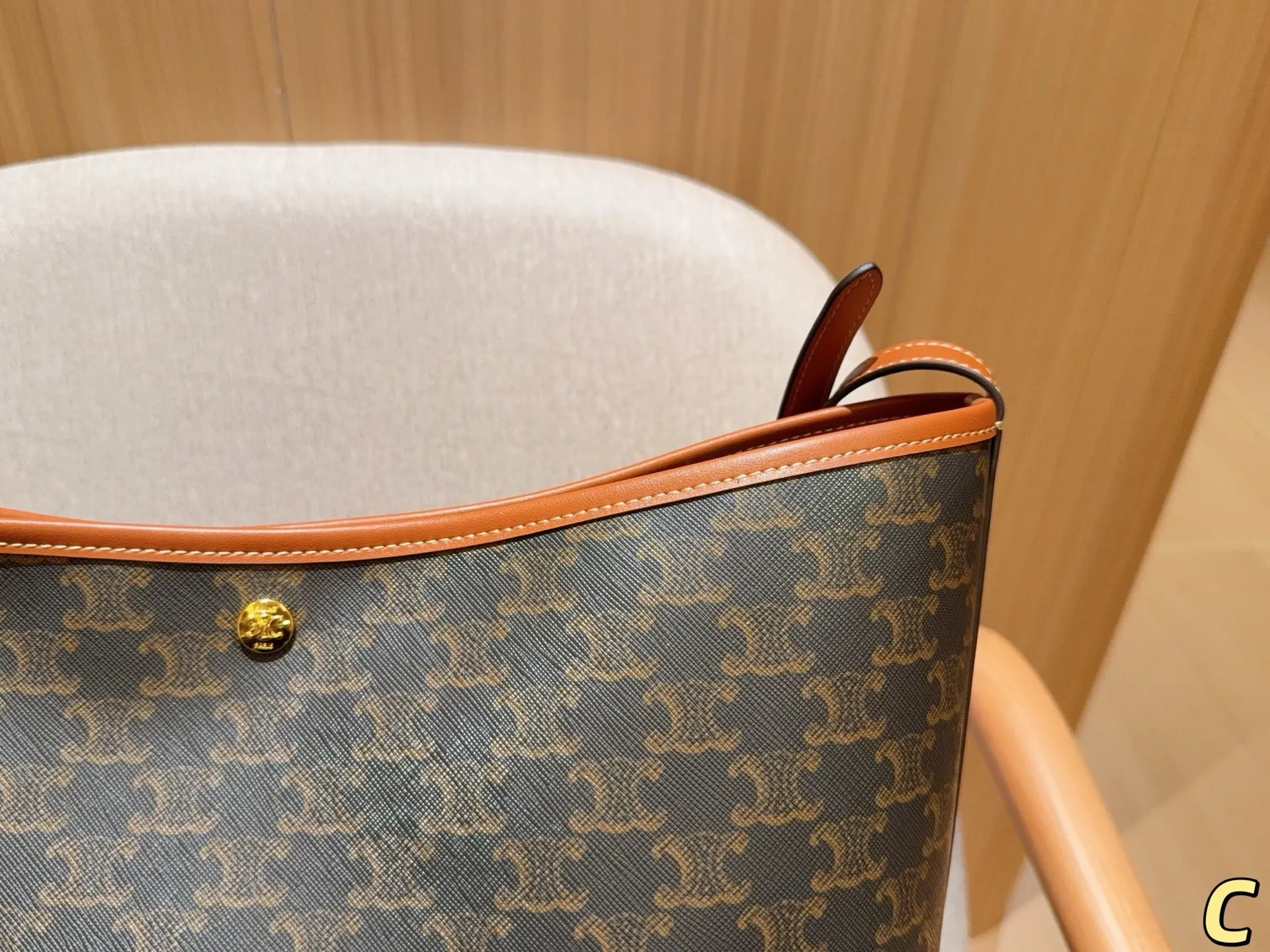 All Categories Official Website "Brand Women's Bags" Women's Bags 💙 Celine 2025 New Celine Crossbody Bag